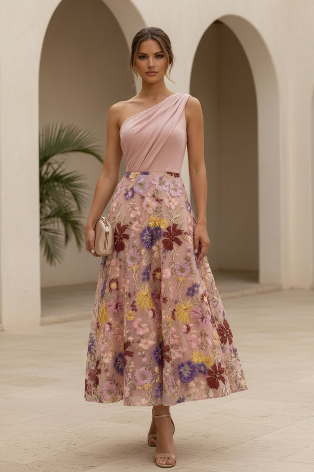 Vestido midi A-line con un hombro y bordado floral