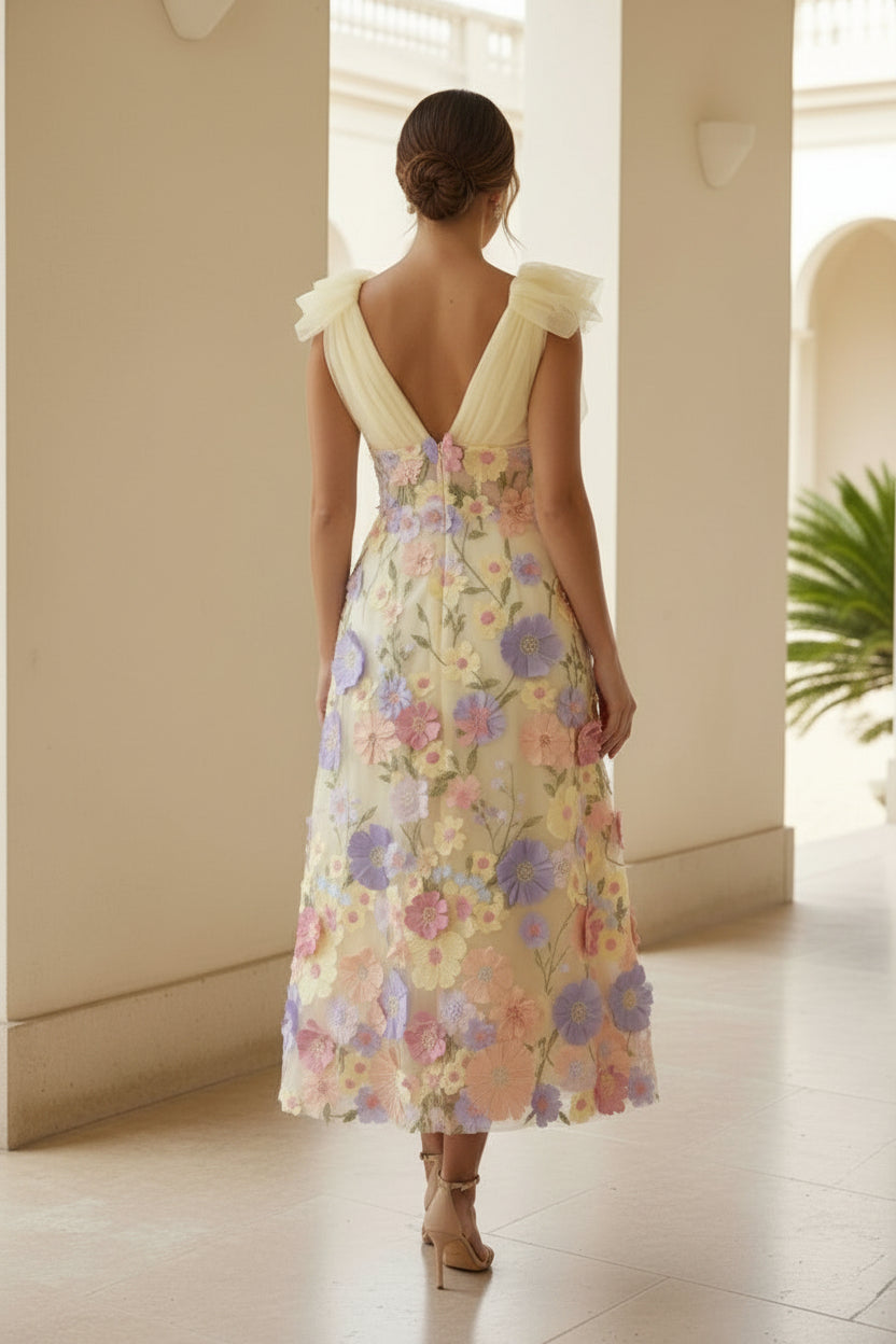 Vestido Midi de Tul con Apliques Florales en 3D y Hombros con Lazo