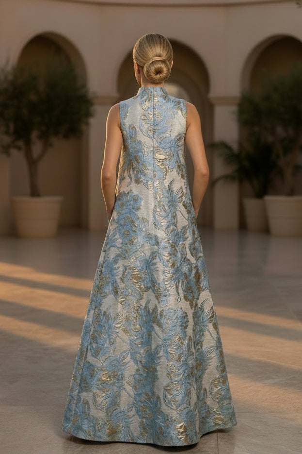 Vestido de noche de línea A con cuello alto de jacquard floral