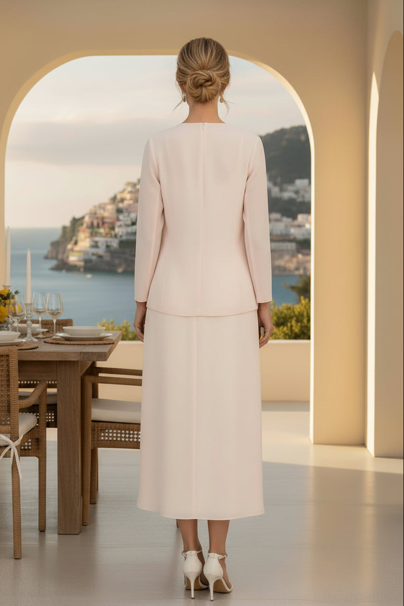 Vestido de gasa con corte en A y chaqueta a juego