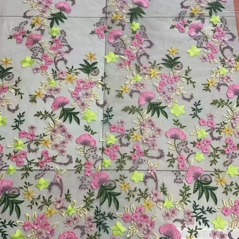 Vestido Midi de Malla con Bordado Floral y Volantes, con Tirantes Atados