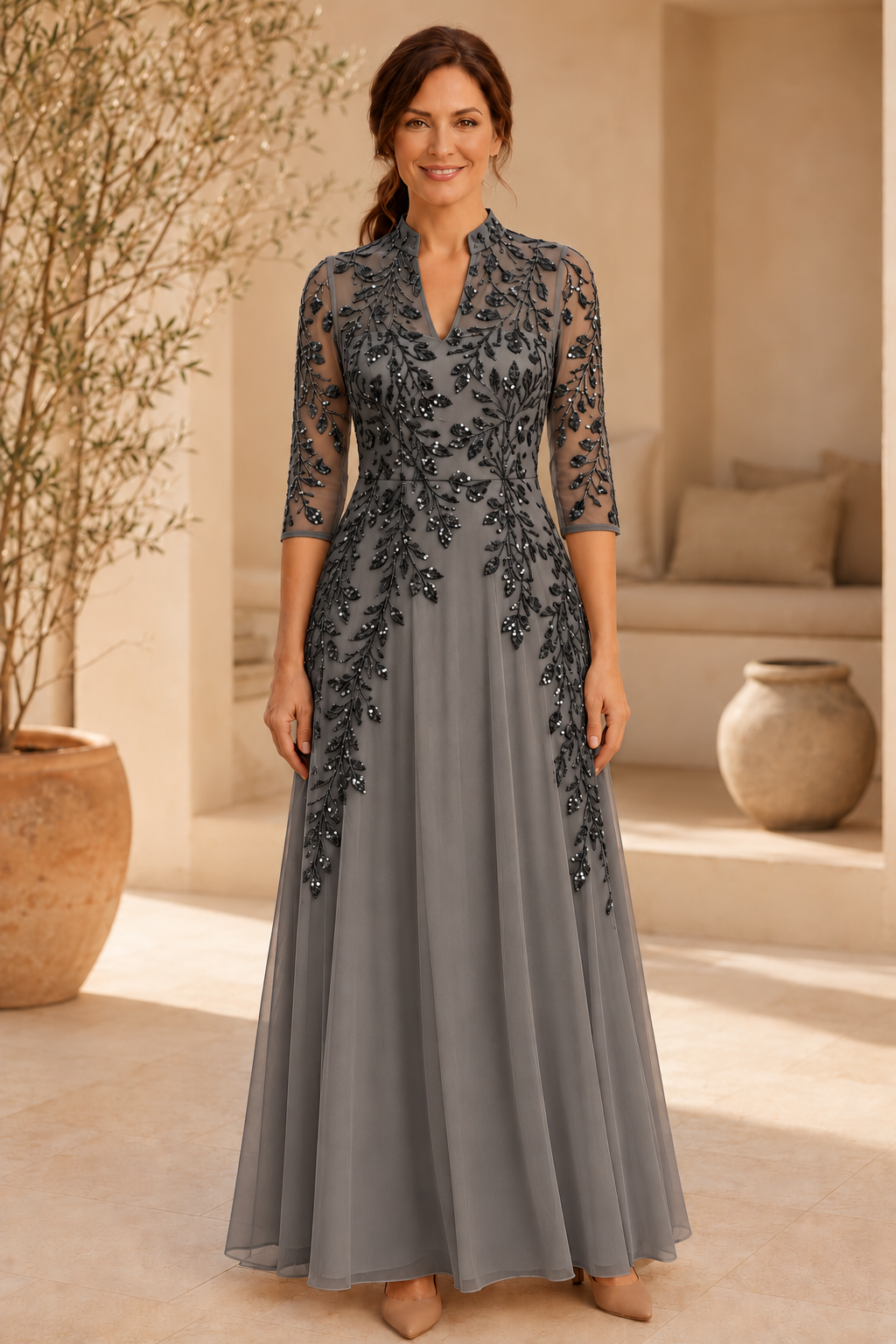 Vestido de noche de línea A con ilusión y abalorios, manga 3/4