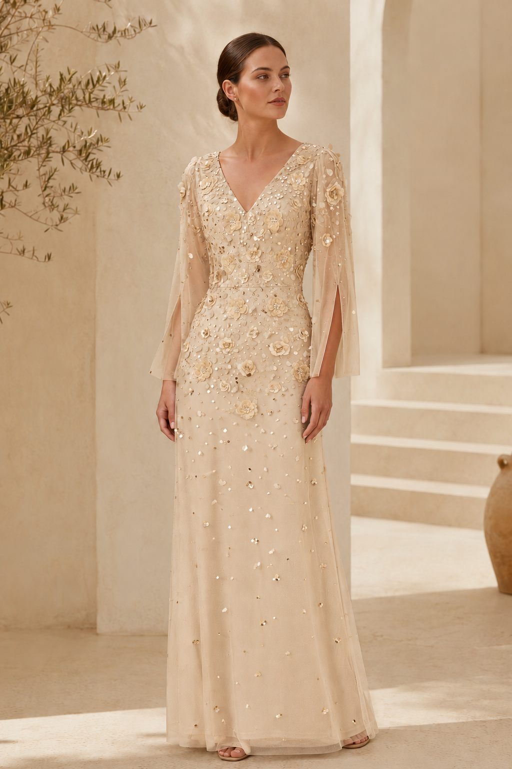 Vestido de noche de manga larga con cuentas florales