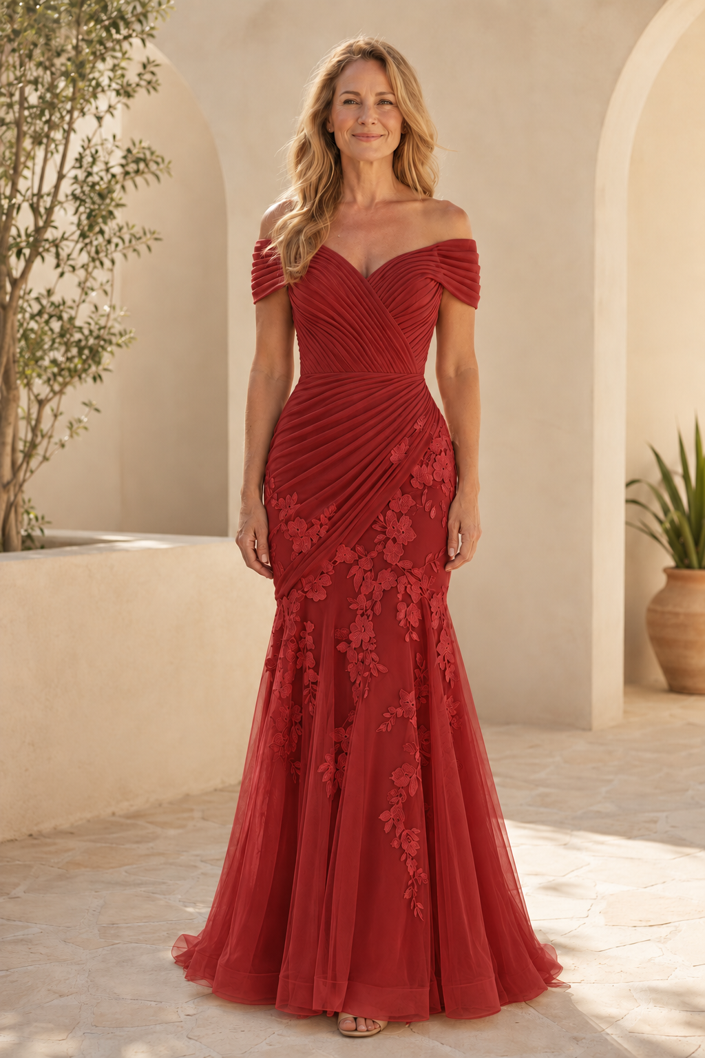Vestido de sirena de encaje fruncido con hombros descubiertos