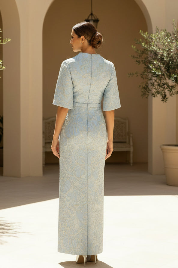 Vestido largo columna Jacquard sin tirantes con chal