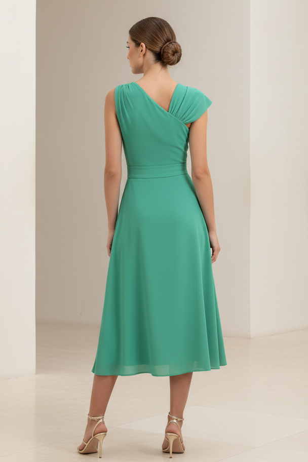 Vestido midi plisado asimétrico de un hombro