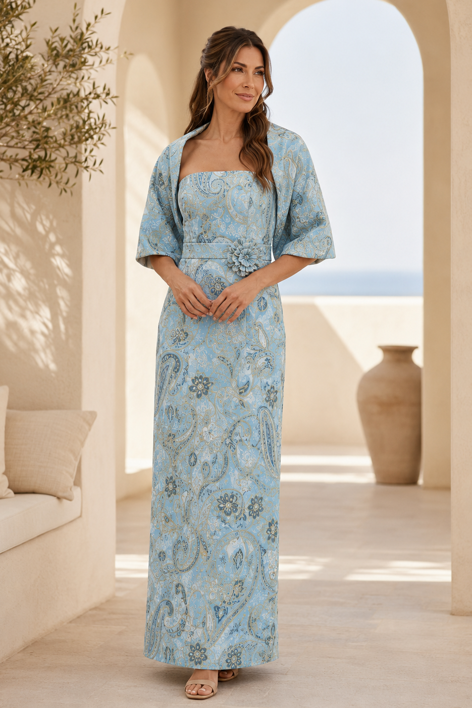 Vestido largo sin tirantes de jacquard con chaqueta a juego