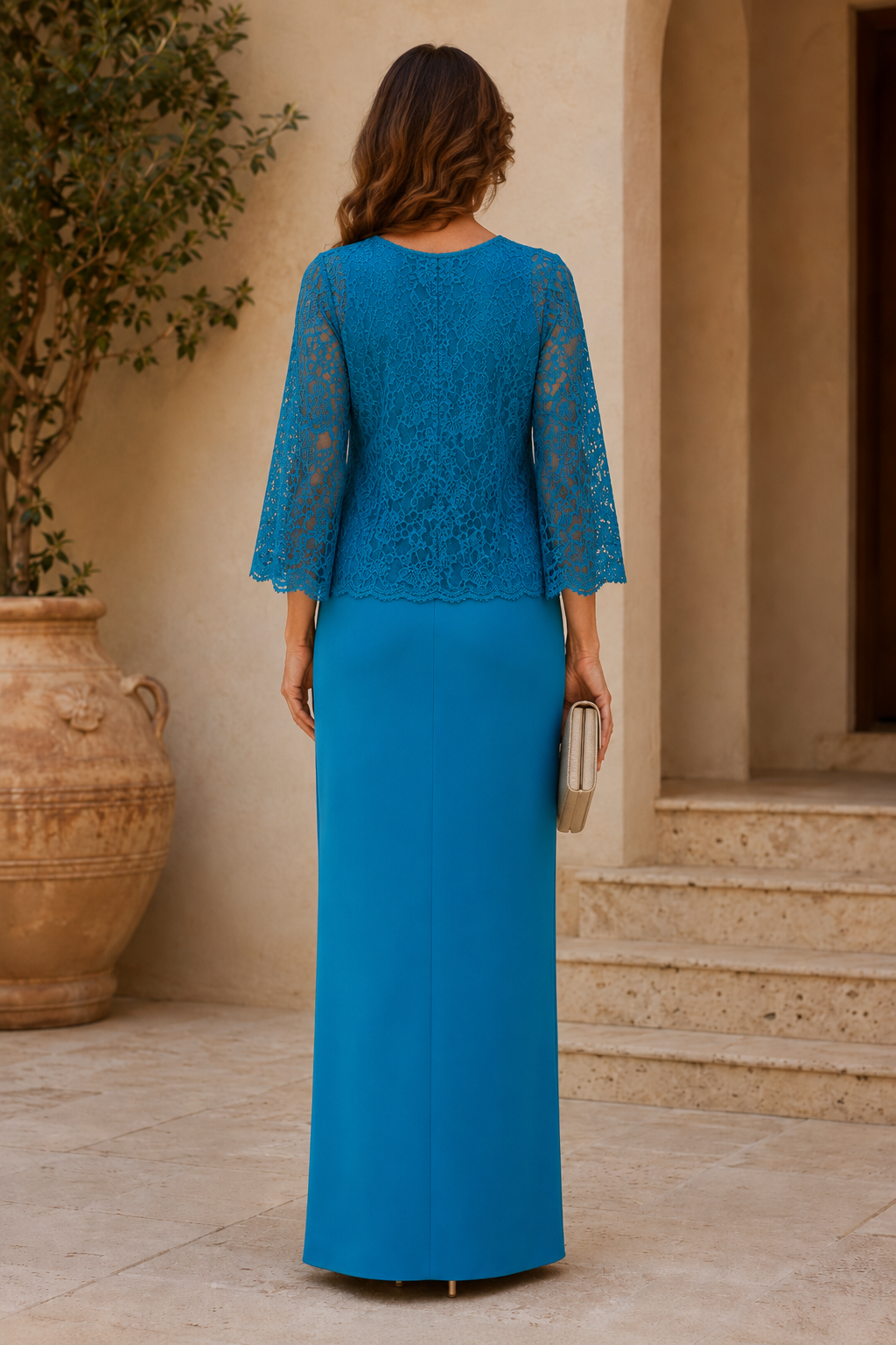 Elegante vestido recto con chaqueta de encaje a juego
