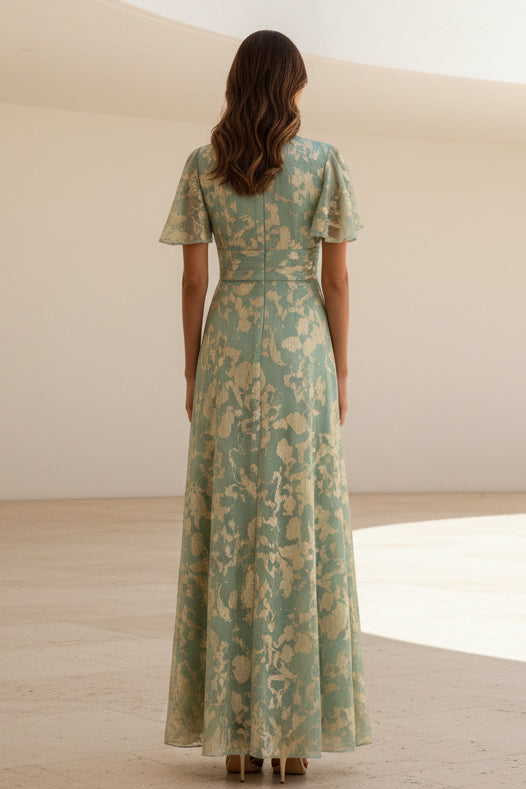 Vestido de noche acampanado con manga de volantes en jacquard metalizado
