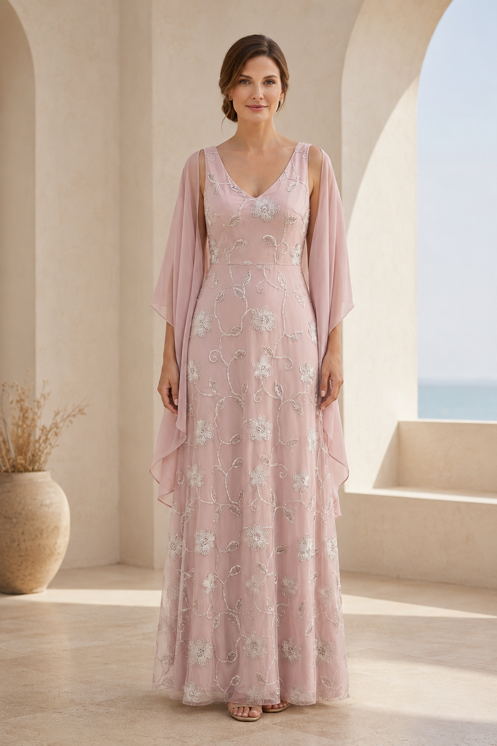 Vestido de noche con escote en V bordado floral y chal de chifón