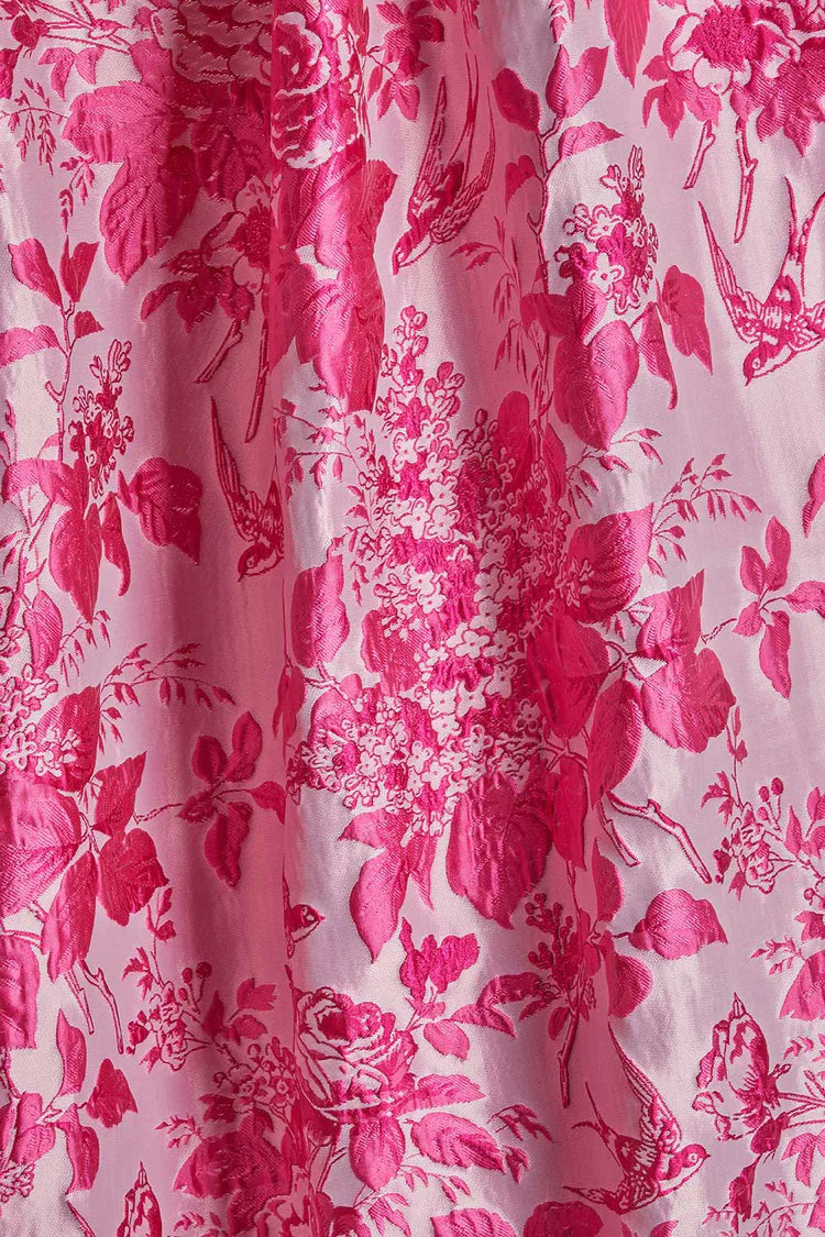 Vestido largo de corte columna con estampado floral y escote cuadrado