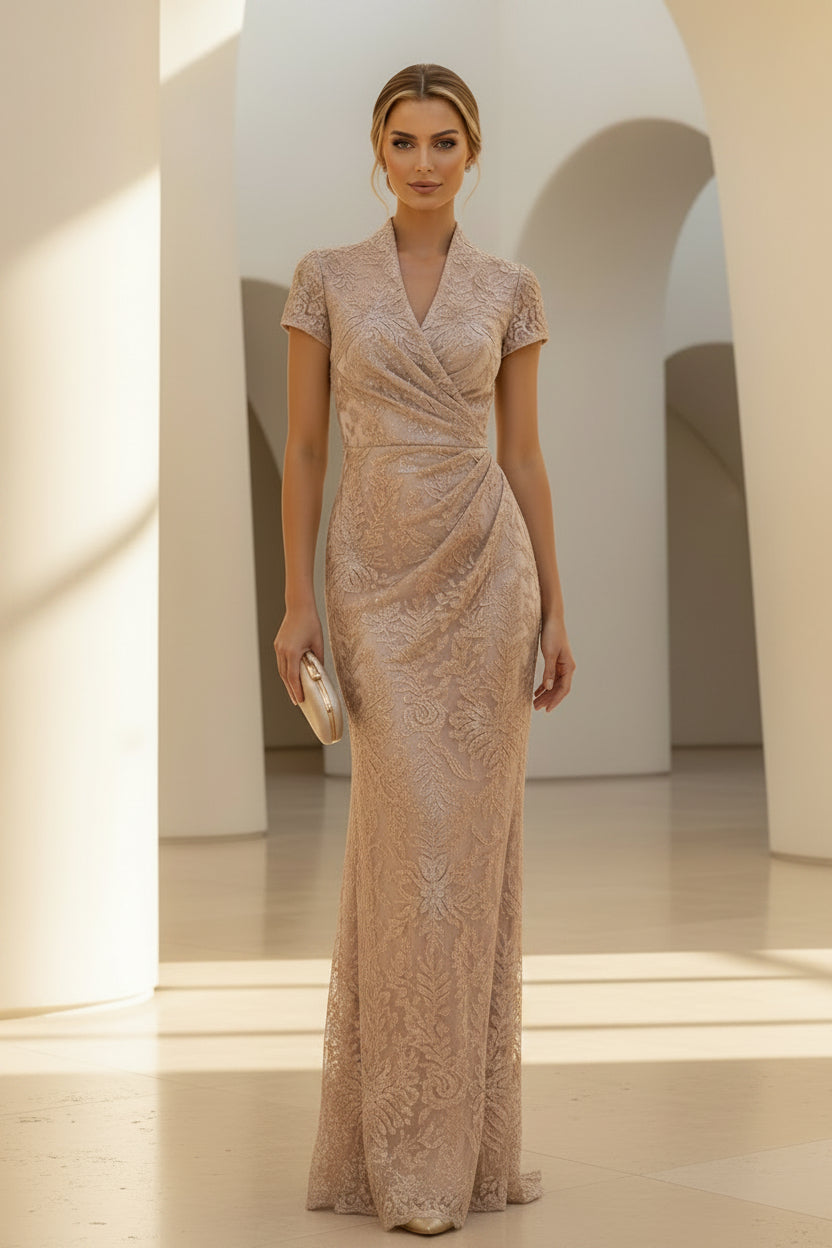 Vestido de noche formal corte sirena con cuello en V y envoltura de encaje