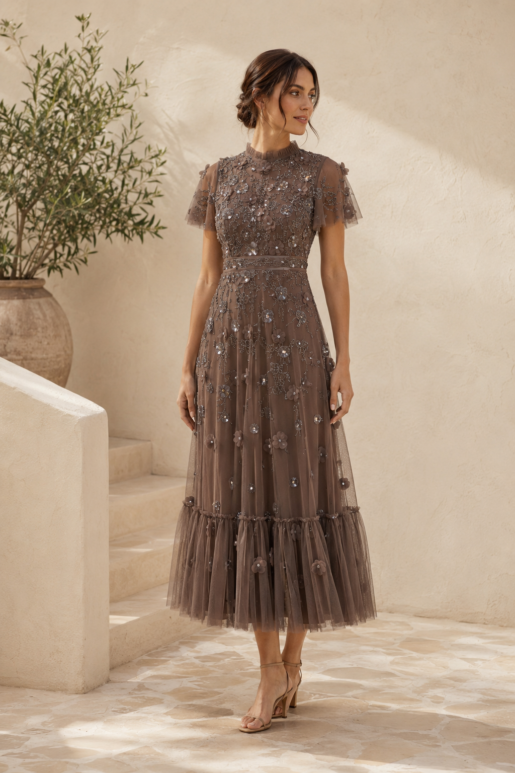 Vestido Midi de Tul con Bordado Floral y Mangas con Volantes