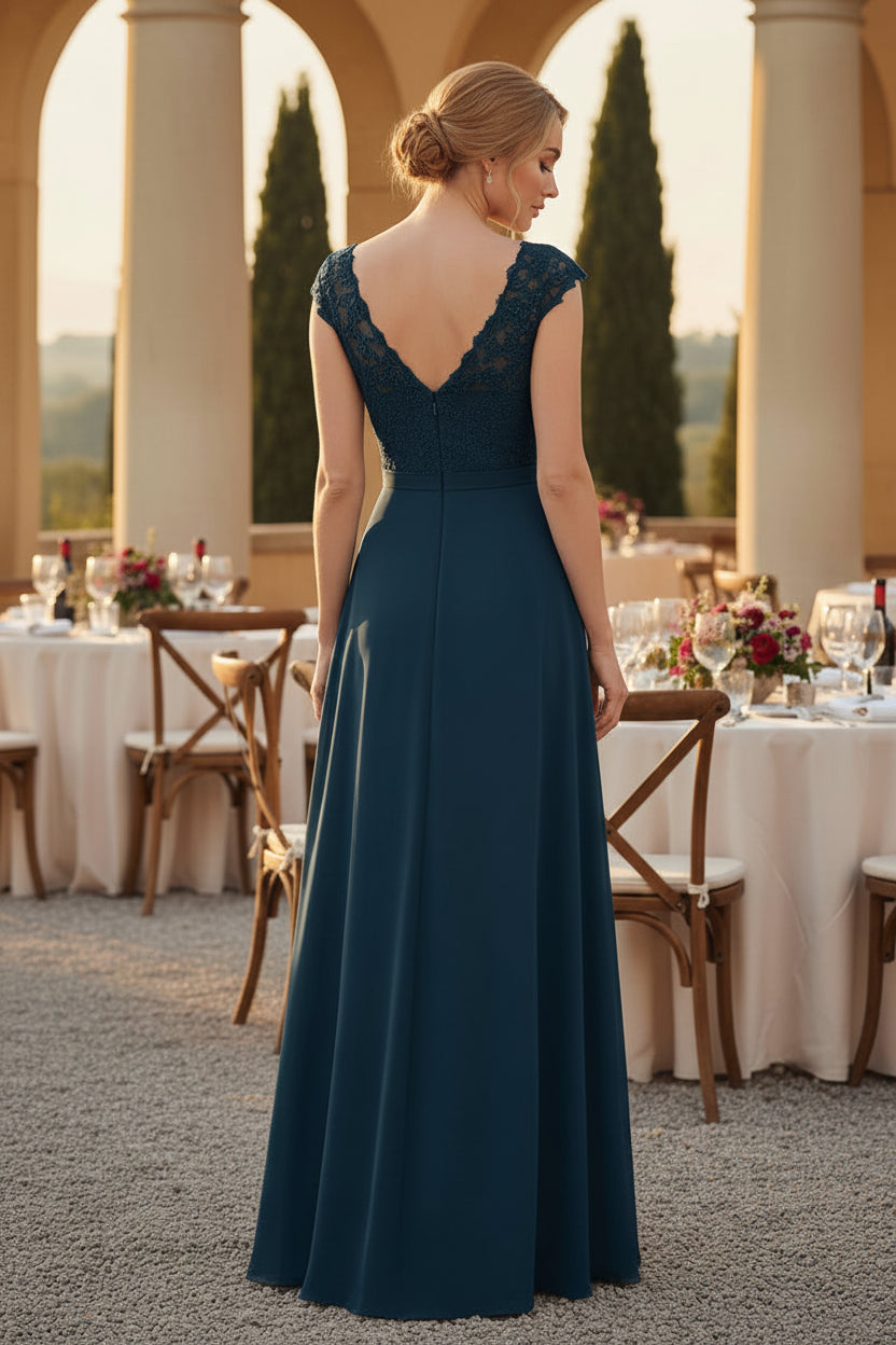 Vestido de noche de gasa de corte A con escote en V y mangas casquillo