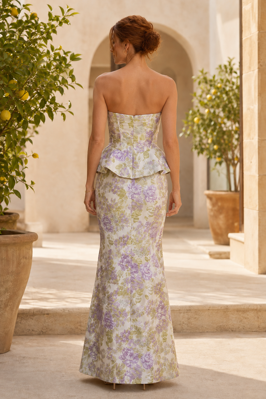 Vestido maxi corsé peplum sin tirantes con estampado floral