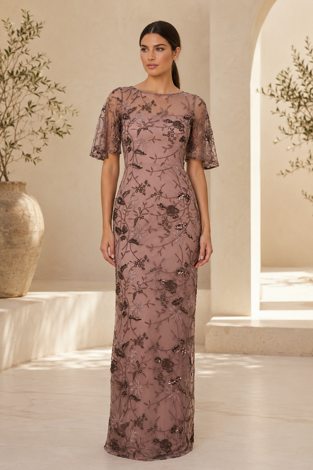 Vestido de noche de corte recto con lentejuelas bordadas florales y efecto ilusión