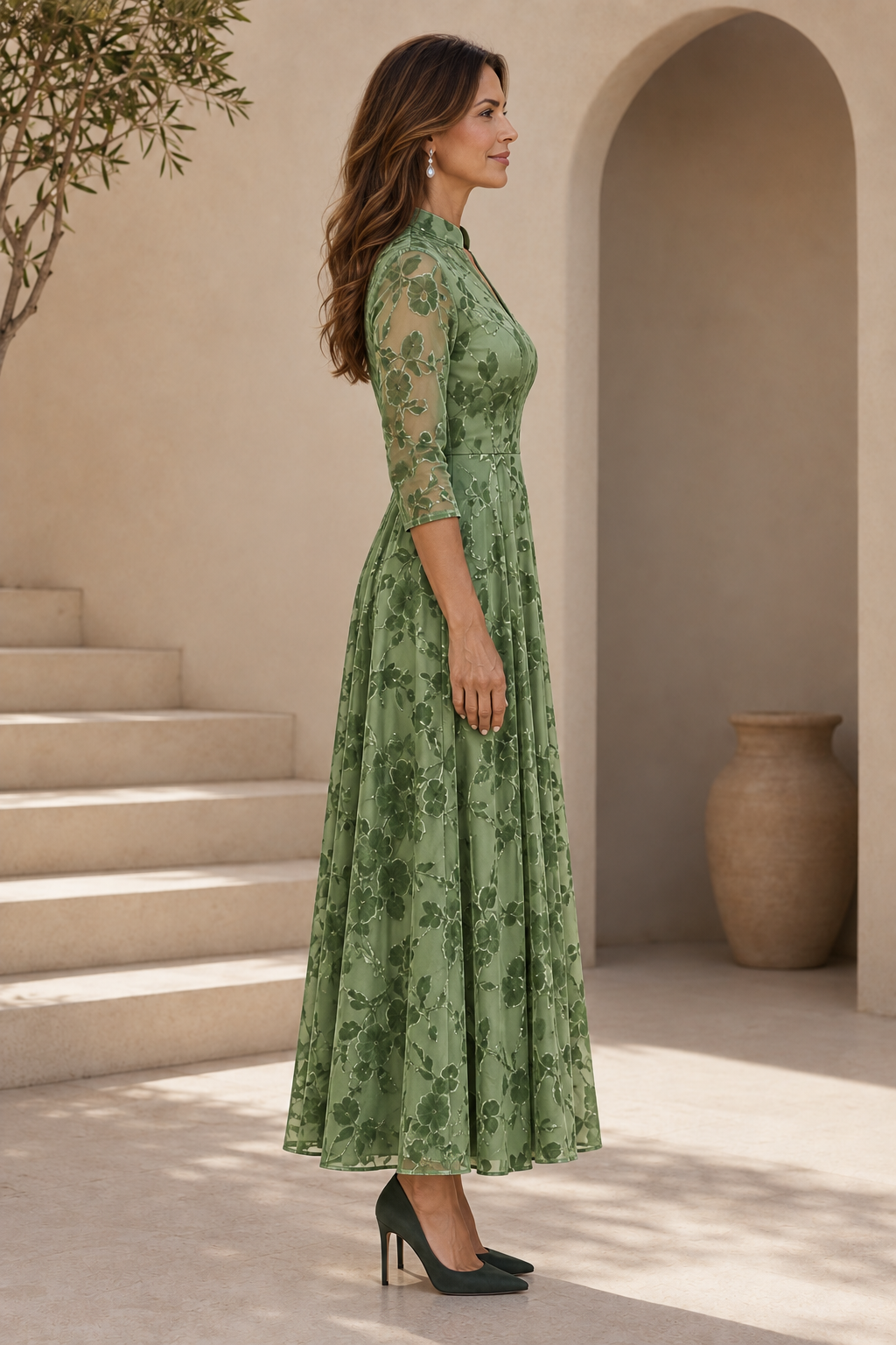 Vestido midi acampanado de terciopelo floral con manga 3/4