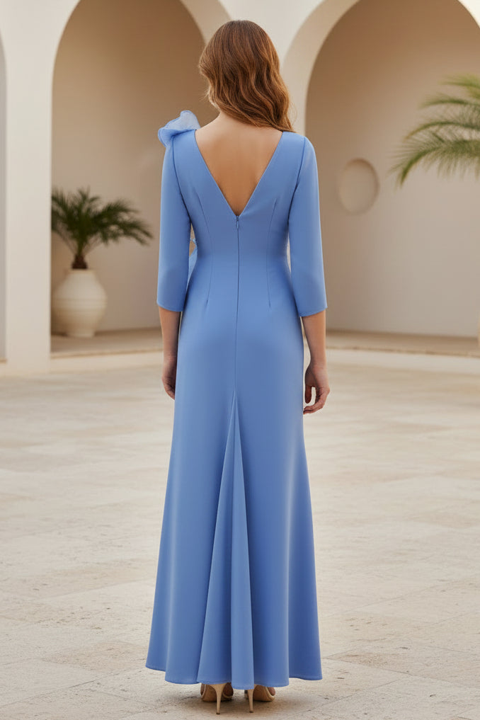 Vestido de noche con manga 3/4 y volante asimétrico