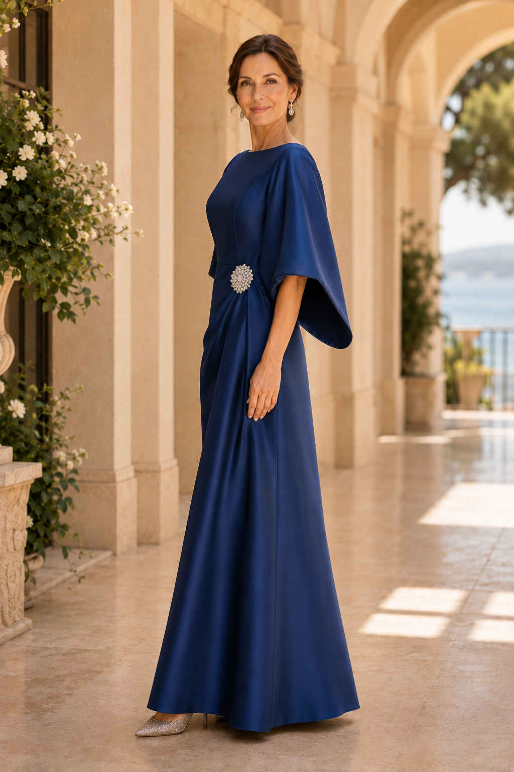 Vestido de Noche de Satén Corte A con Mangas Acampanadas