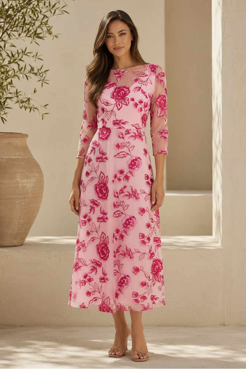 Vestido Midi de Malla con Bordado Floral y Mangas 3/4