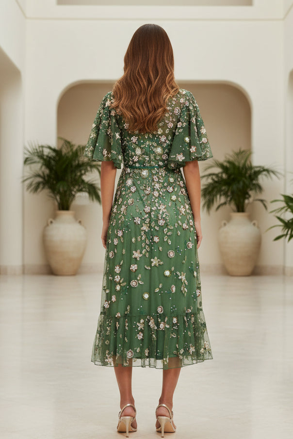 Vestido midi de tul bordado con mangas con volantes