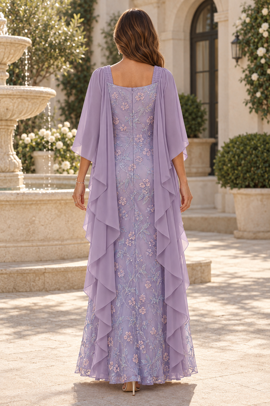 Vestido Largo Bordado con Capa de Gasa