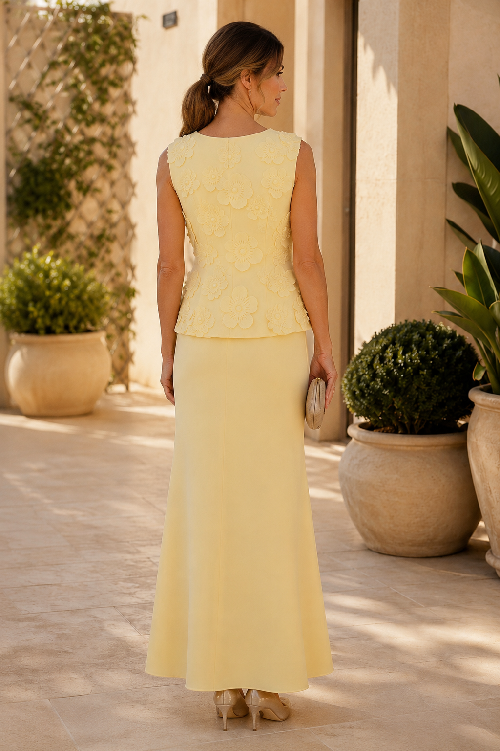 Vestido de dos piezas peplum con aplique floral 3D