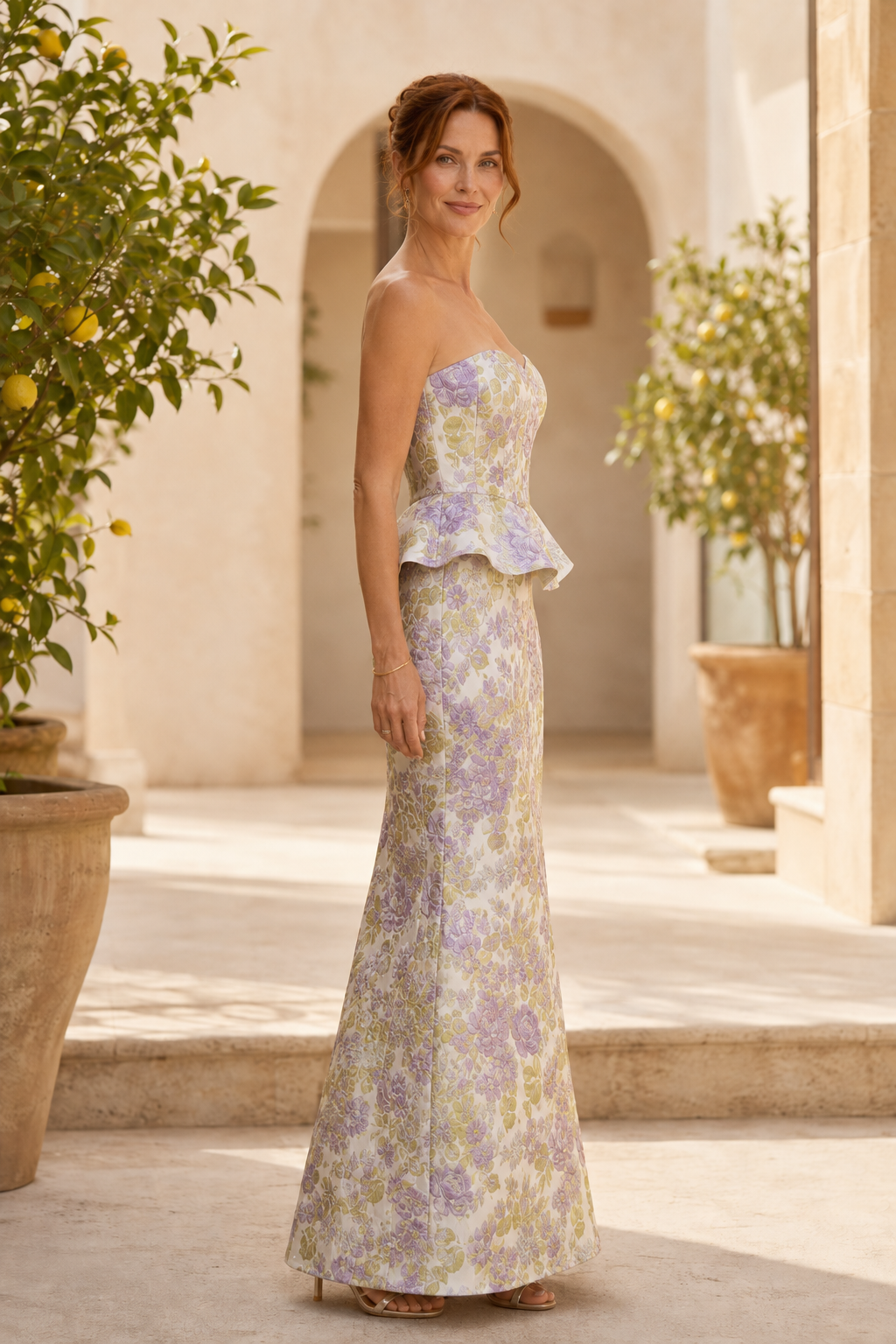 Vestido maxi corsé peplum sin tirantes con estampado floral