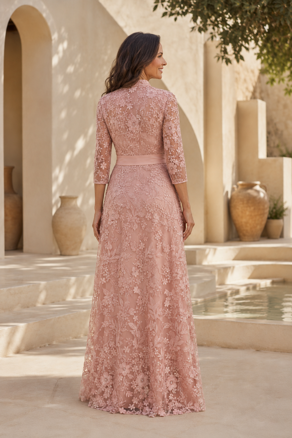 Vestido de Noche de Encaje con Silueta A, Mangas 3/4 y Lazo