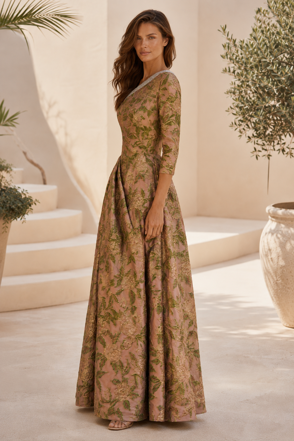 Vestido acampanado de jacquard floral con mangas tres cuartos