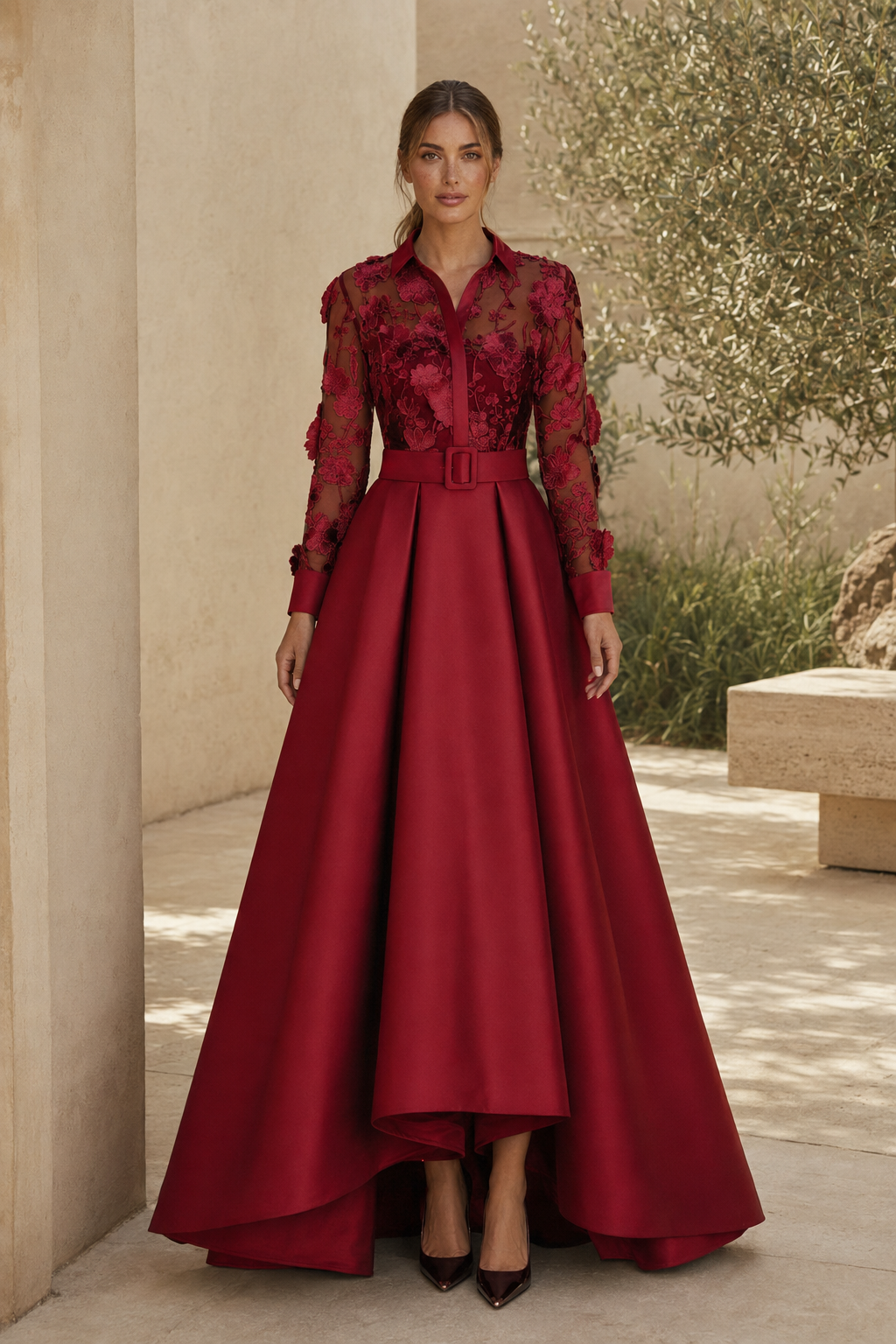 Vestido de gala asimétrico con corpiño de encaje floral