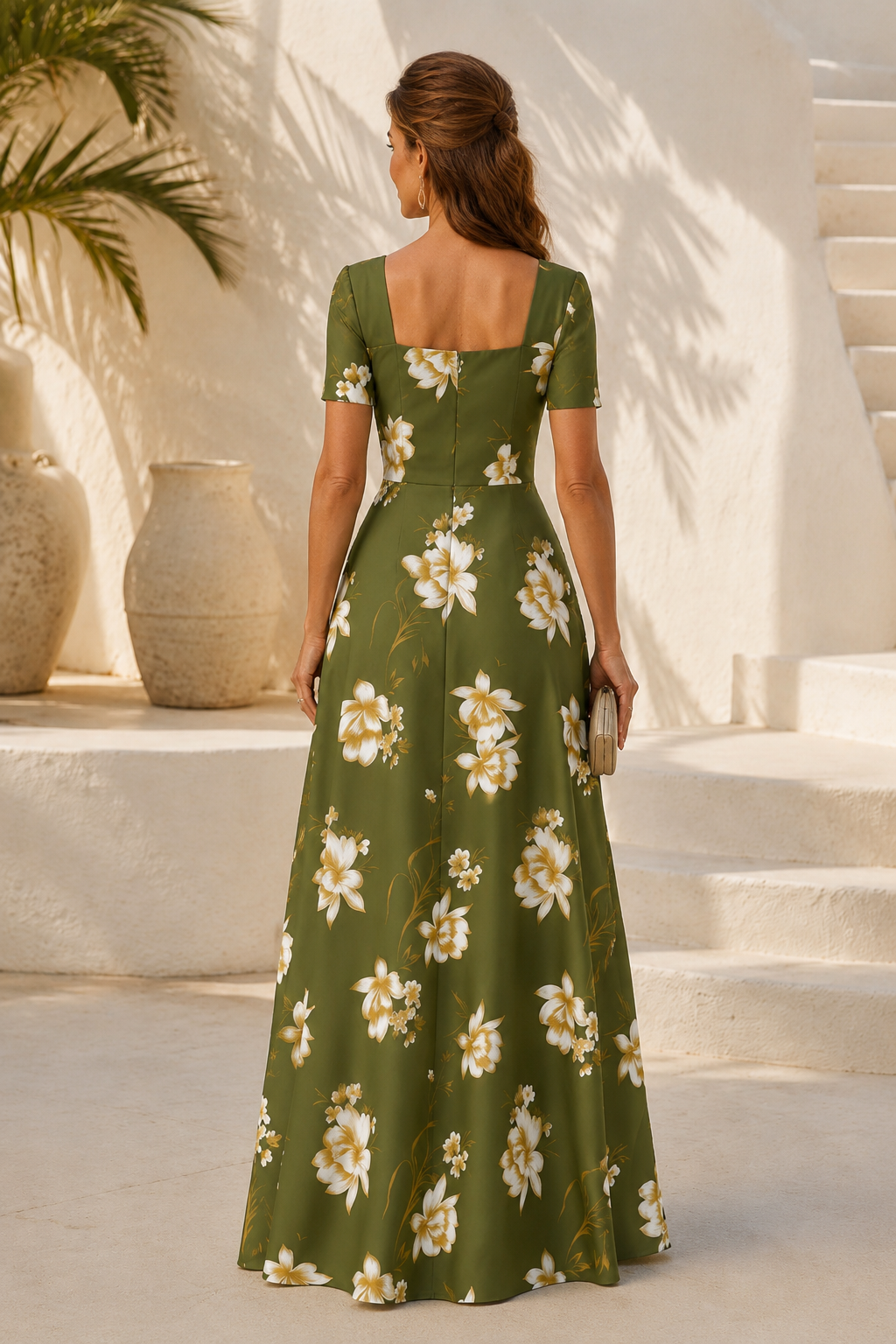 Maxivestido acampanado con escote cuadrado y estampado floral