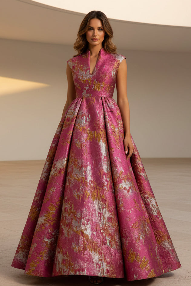 Vestido de gala de jacquard metálico con cuello alto