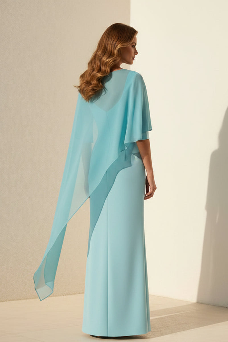 Vestido recto de crepé con capa de chifón y flores en 3D