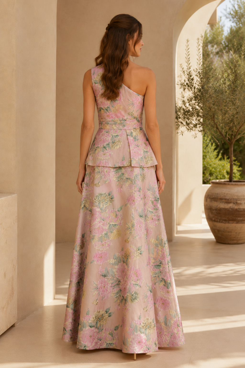 Vestido de gala peplum de jacquard floral con un solo hombro