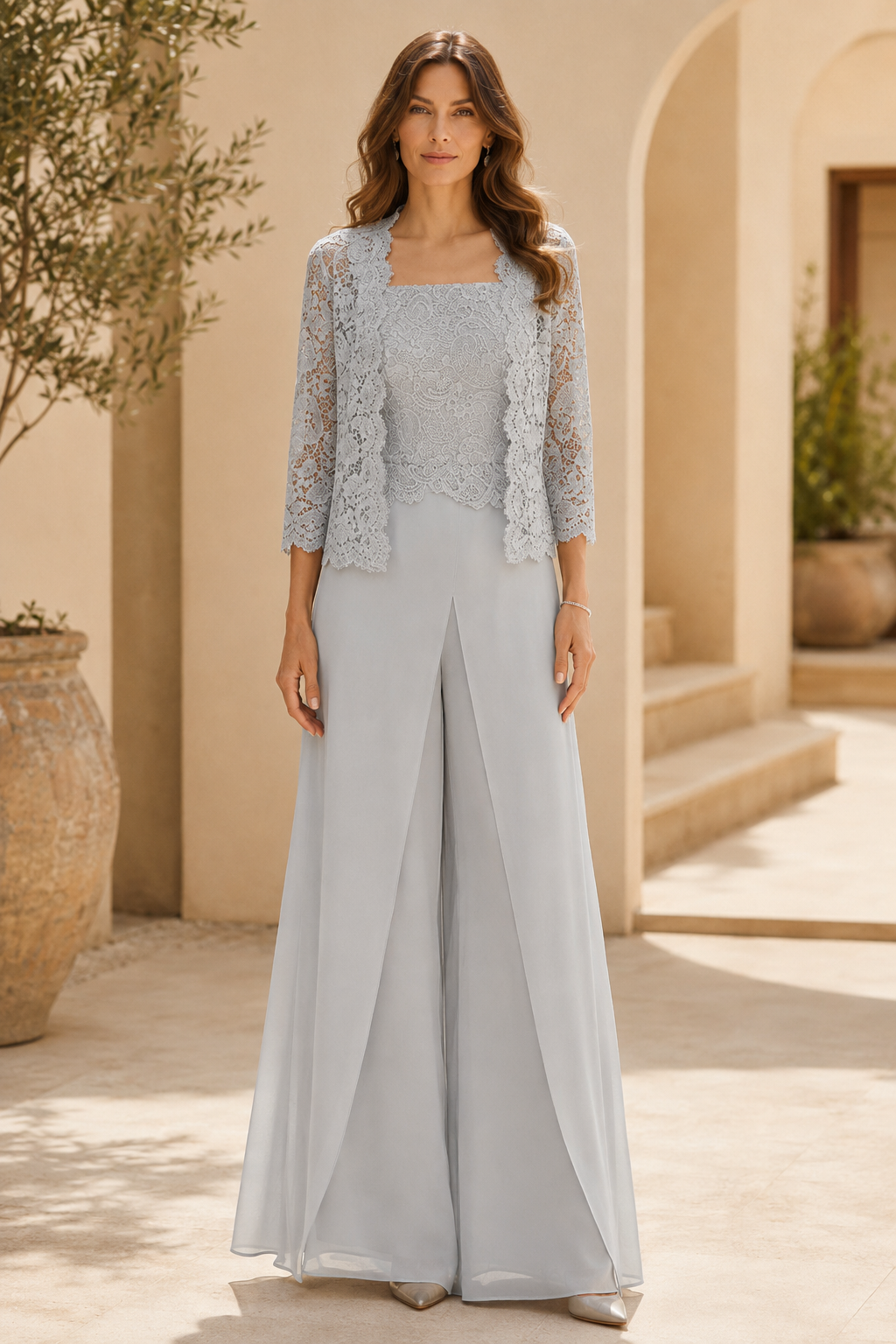 Traje de pantalón de pierna ancha con corpiño de encaje y chaqueta de manga 3/4
