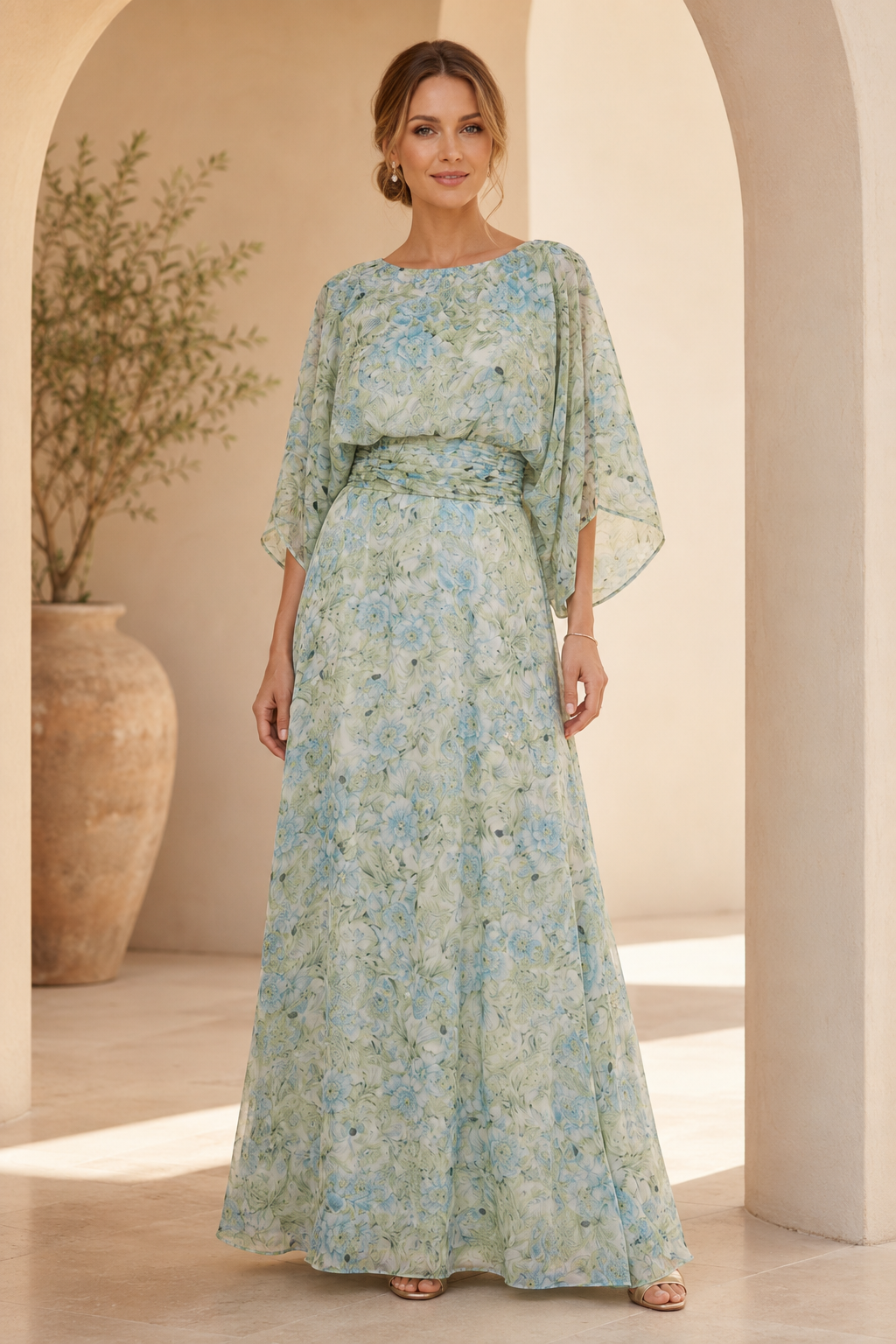 Vestido largo acampanado de gasa floral con mangas mariposa