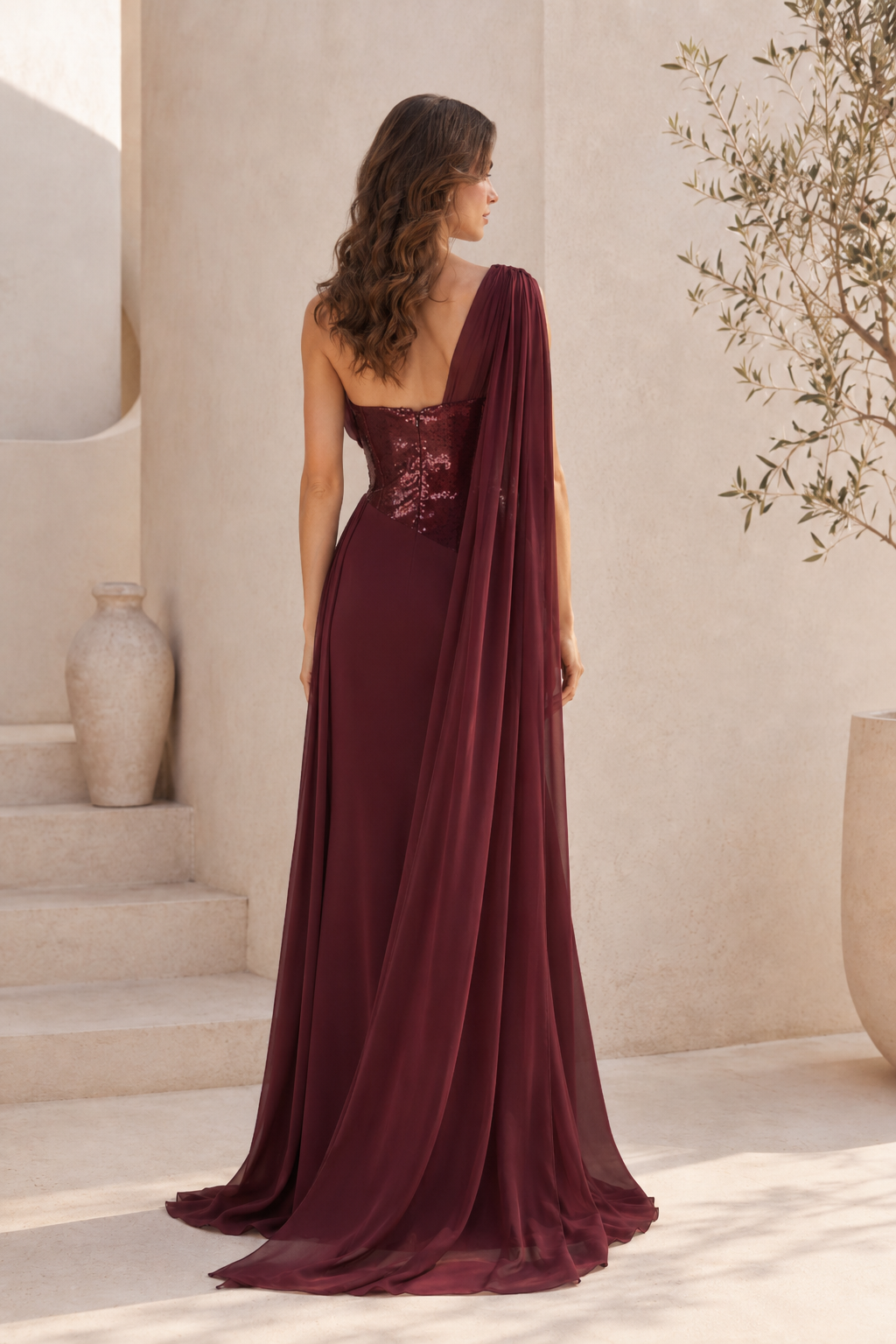 Vestido de noche corsé de lentejuelas con capa y un solo hombro