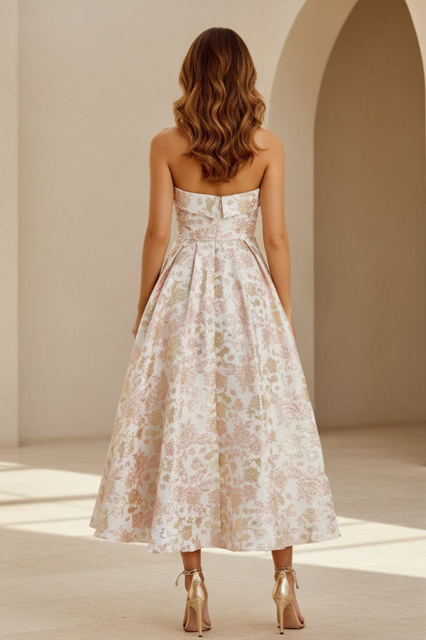 Vestido Midi Acampanado de Jacquard Metalizado sin Tirantes