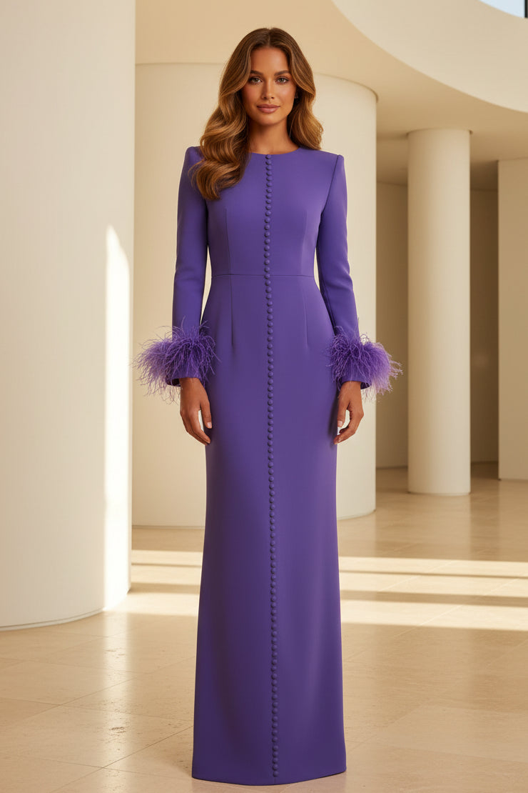 Vestido de Noche Largo de Crepé con Mangas Largas y Puños de Plumas