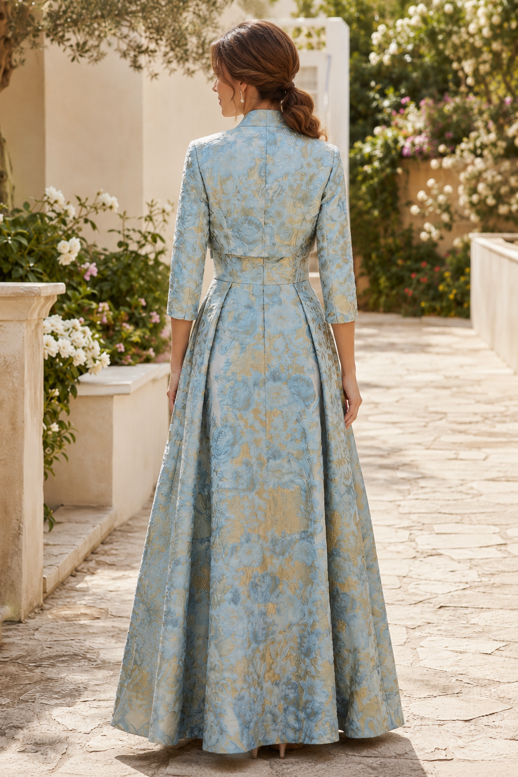 Vestido de jacquard floral con corte en A y chaqueta corta