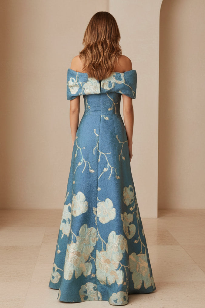 Vestido de noche de jacquard floral con hombros descubiertos