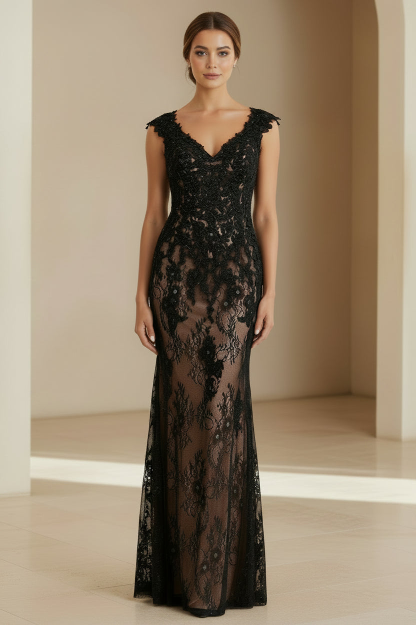 Vestido de noche estilo trompeta con encaje festoneado y manga casquillo