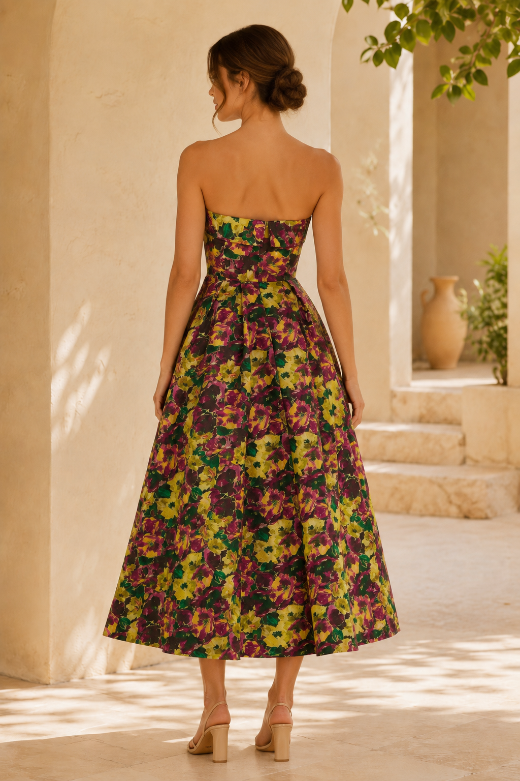 Vestido acampanado sin tirantes de jacquard floral hasta el tobillo