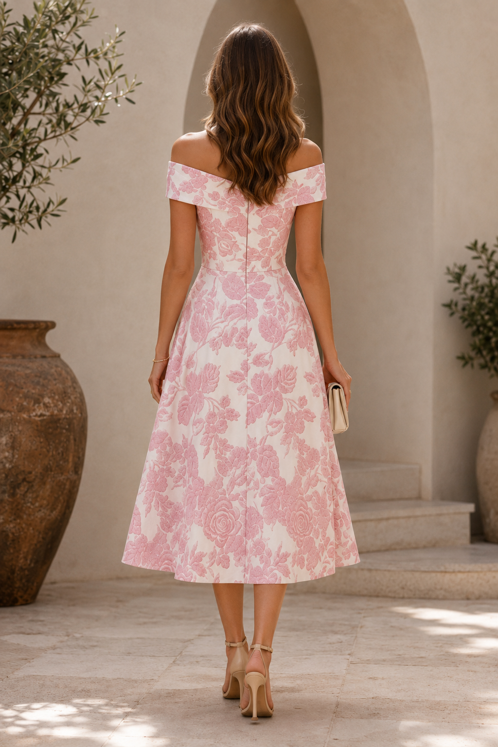 Vestido midi de jacquard floral con hombros descubiertos