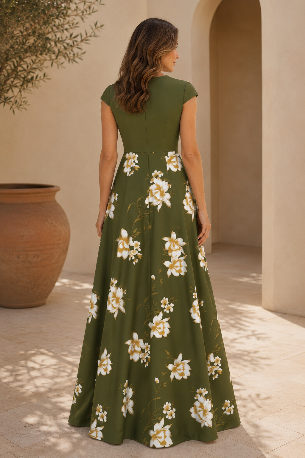Vestido Maxi Acampanado Floral con Mangas Cortas