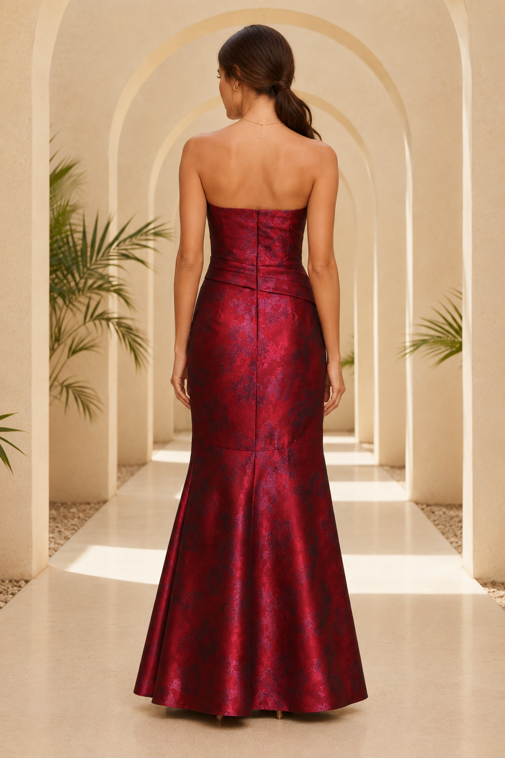 Vestido de noche estilo sirena sin tirantes de jacquard