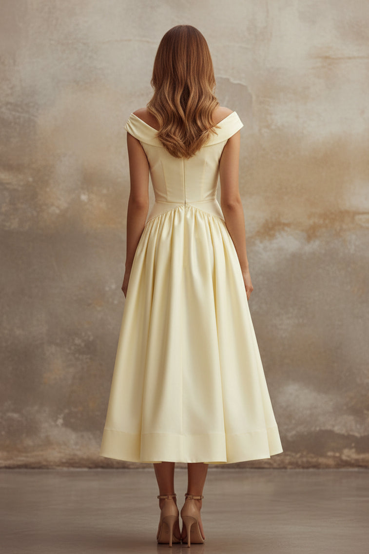 Vestido midi cruzado con escote Bardot y corte en A