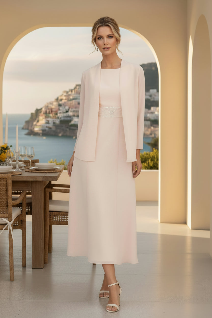 Vestido de gasa con corte en A y chaqueta a juego