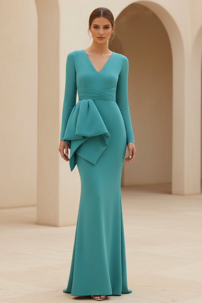 Vestido de noche de corte sirena con peplum, escote de pico y manga larga